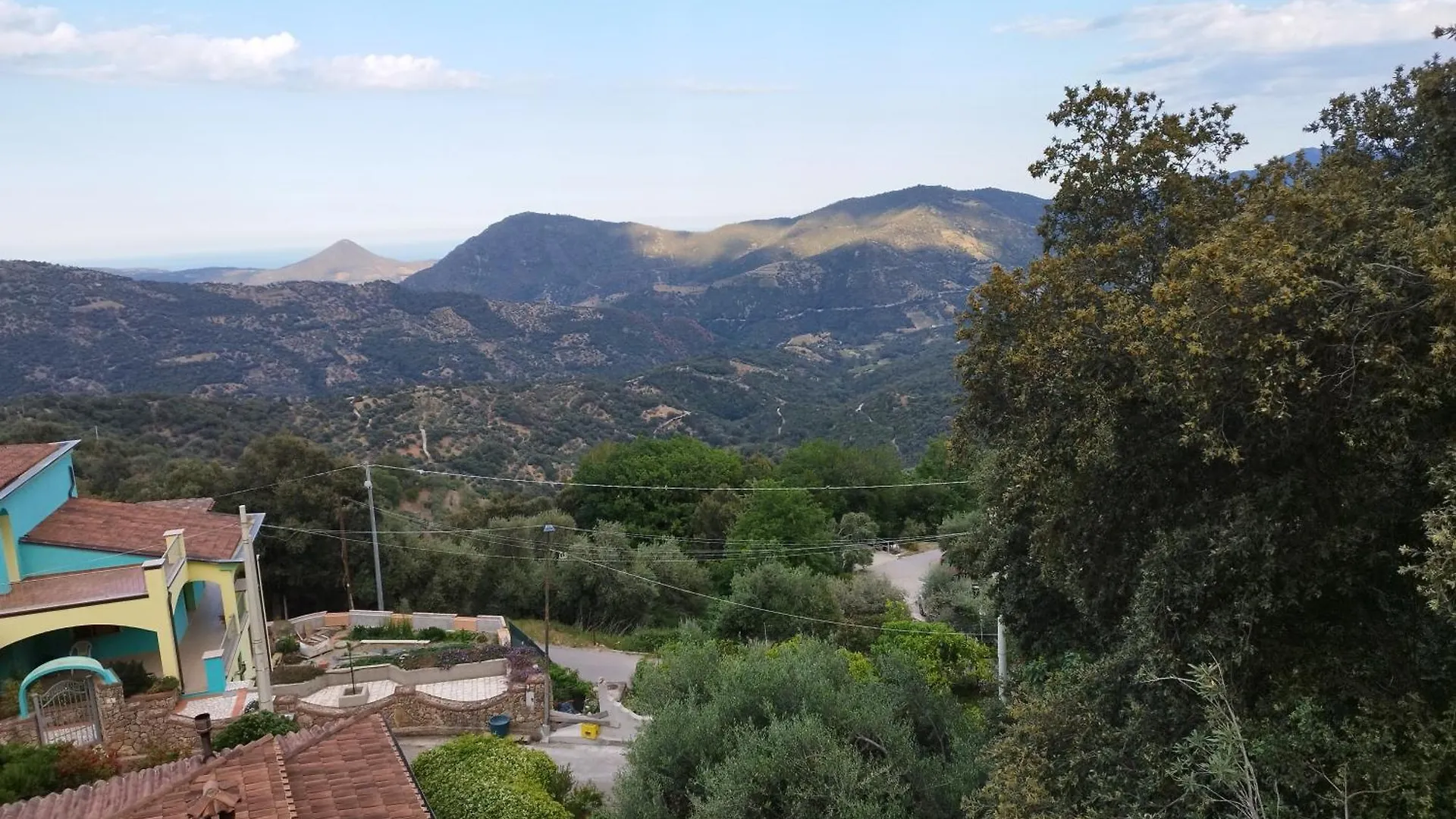 Appartamenti La Collina Jerzu شقة