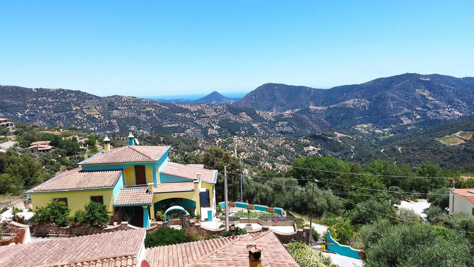شقة Appartamenti La Collina Jerzu