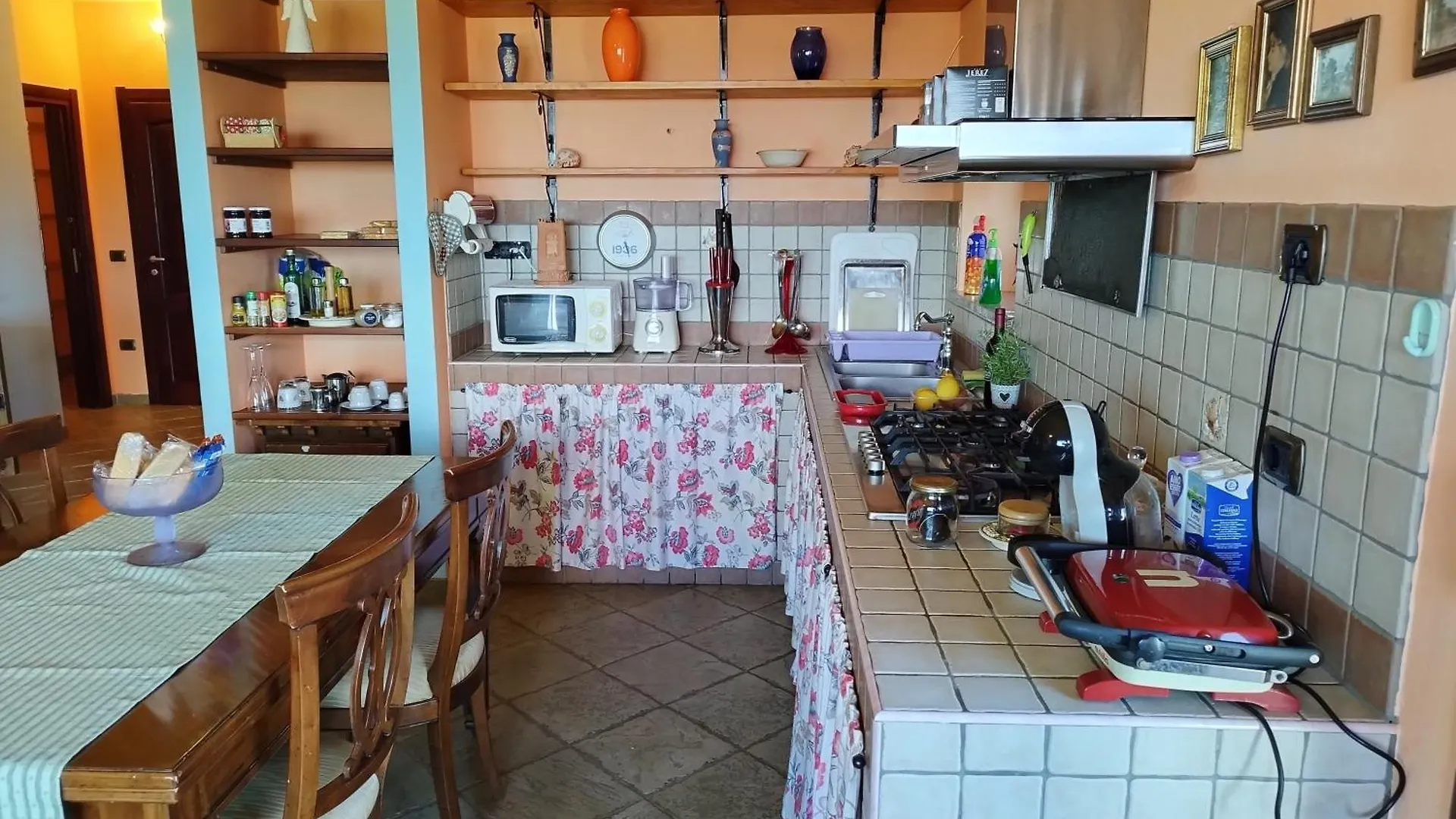 Appartamenti La Collina Jerzu 0*,  إيطاليا