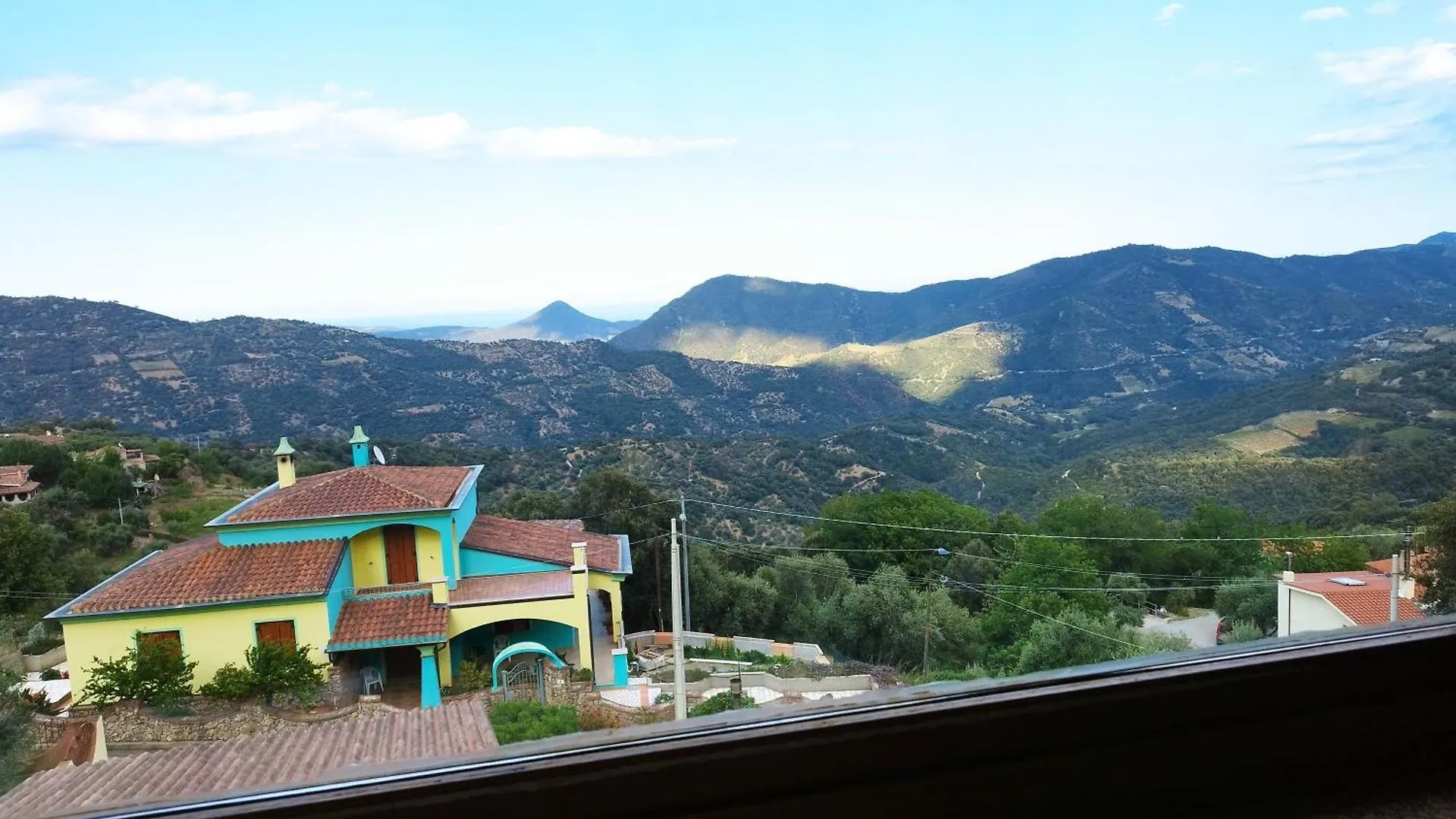 شقة Appartamenti La Collina Jerzu إيطاليا